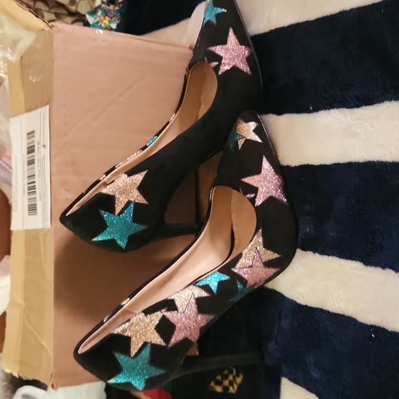 BISH...IMMA STARR PUMPS - Picture 5 of 7